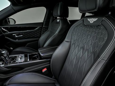 Used 2022 Bentley Flying Spur V8 AWD/4WD image 22