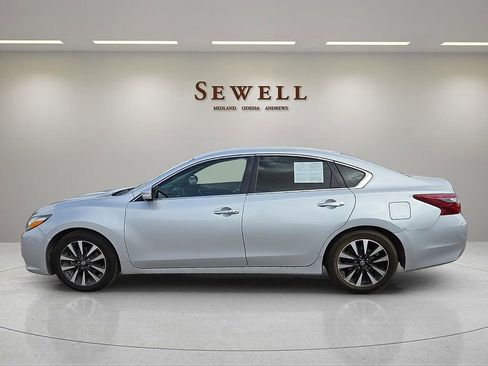 Used 2018 Nissan Altima 2.5 SL image 2