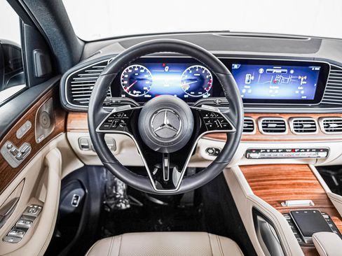 Certified 2026 Mercedes-Benz GLE 350 4MATIC image 11
