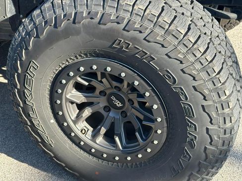 Used 2020 Jeep Gladiator Rubicon w/ Trailer Tow Package image 5