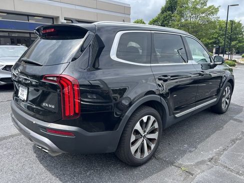 Used 2021 Kia Telluride EX w/ EX Premium Package FWD image 5