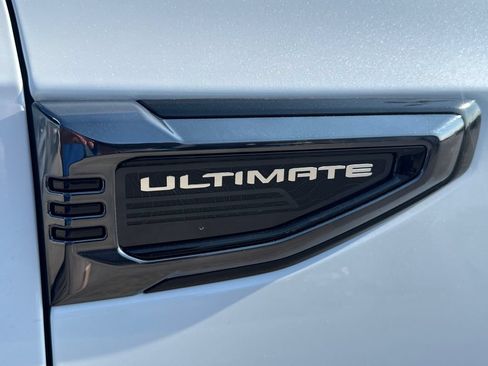 New 2026 GMC Yukon XL Denali Ultimate w/ LPO, Floor Liner Package AWD/4WD image 14