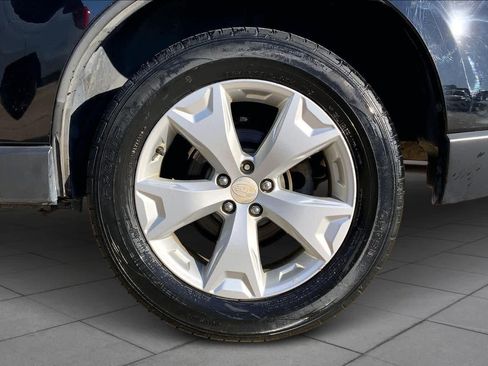 Used 2016 Subaru Forester 2.5i Premium image 9