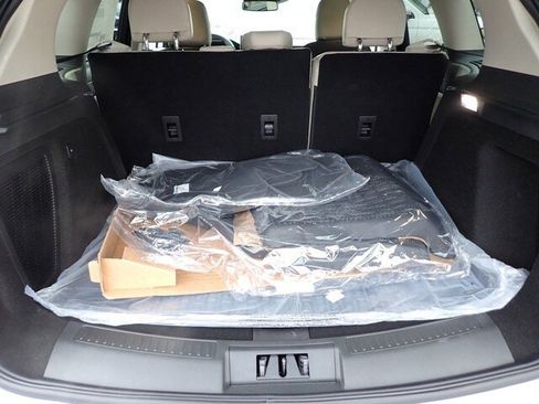 New 2026 Lincoln Corsair Premiere image 27