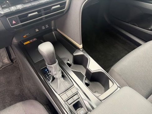 Used 2025 Toyota Camry LE image 42