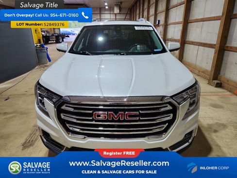 Used 2022 GMC Terrain SLT w/ Infotainment Package II AWD/4WD image 7