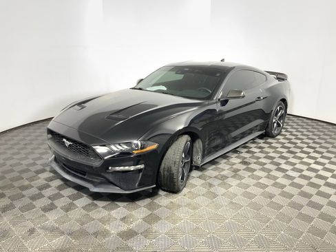 Used 2021 Ford Mustang EcoBoost image 7