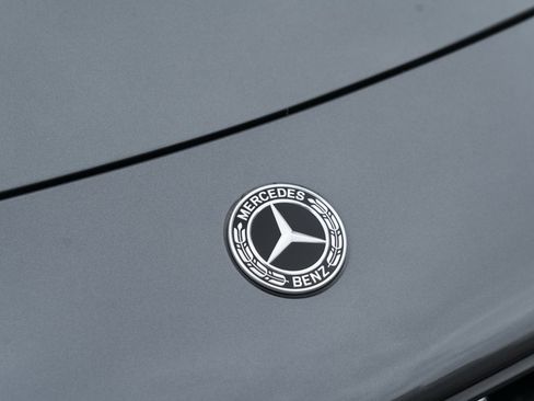 Used 2022 Mercedes-Benz SL 63 AMG SL 63 AMGﾮ w/ Driver Assistance Package image 57