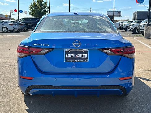 New 2025 Nissan Sentra SV image 7