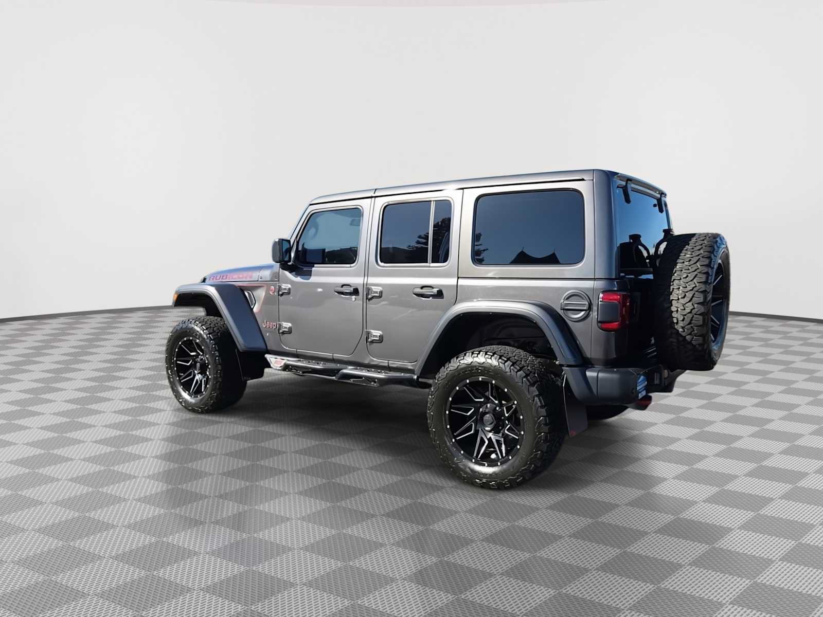 Used 2021 Jeep Wrangler Unlimited Rubicon w/ Uconnect 4C Nav & Sound Group AWD/4WD image 6