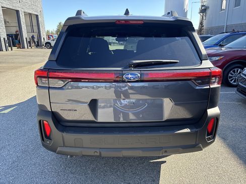 New 2026 Subaru Outback Limited AWD/4WD image 4