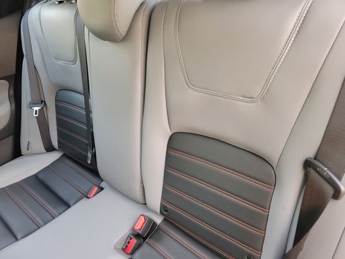 Used 2023 Nissan Kicks SR w/ SR Premium Package image 9