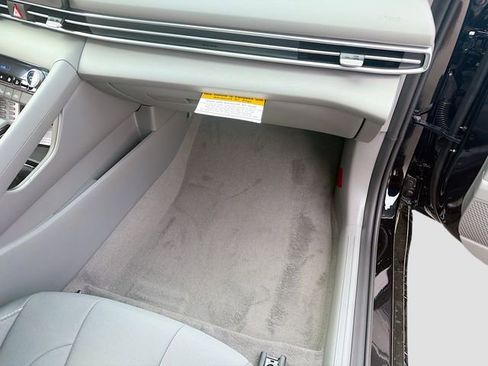 New 2026 Hyundai Elantra Sport FWD image 28