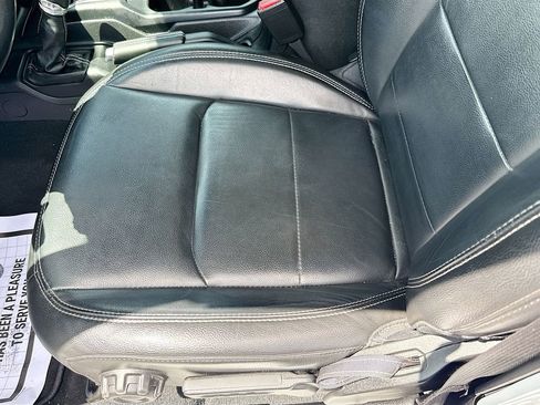 Used 2023 Jeep Wrangler Unlimited Sahara w/ Cold Weather Group image 21