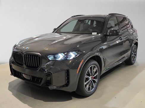 Used 2026 BMW X5 xDrive40i w/ M Sport Package AWD/4WD image 7
