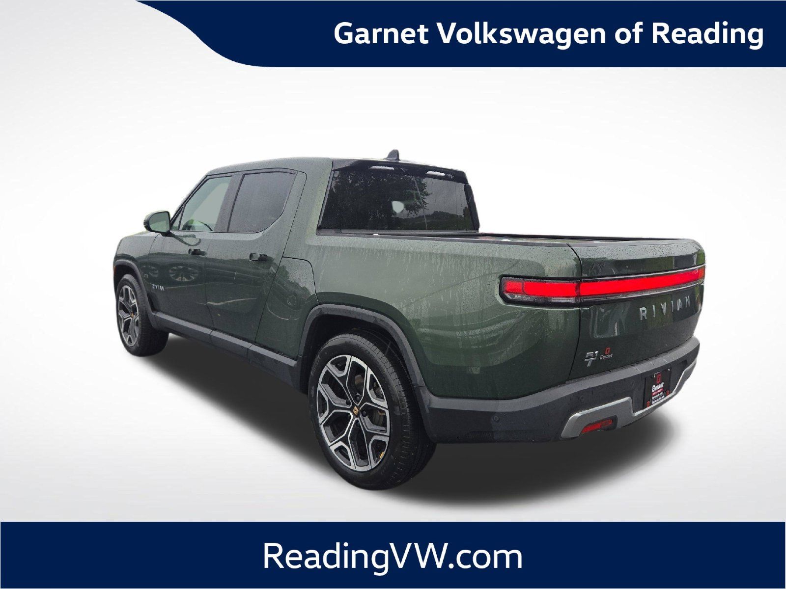 Used 2025 Rivian R1T Adventure Dual AWD/4WD image 3