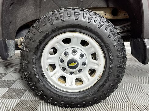 Used 2020 Chevrolet Silverado 2500 LT image 35