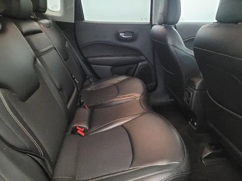 Used 2019 Jeep Compass Latitude w/ Popular Equipment Group image 19