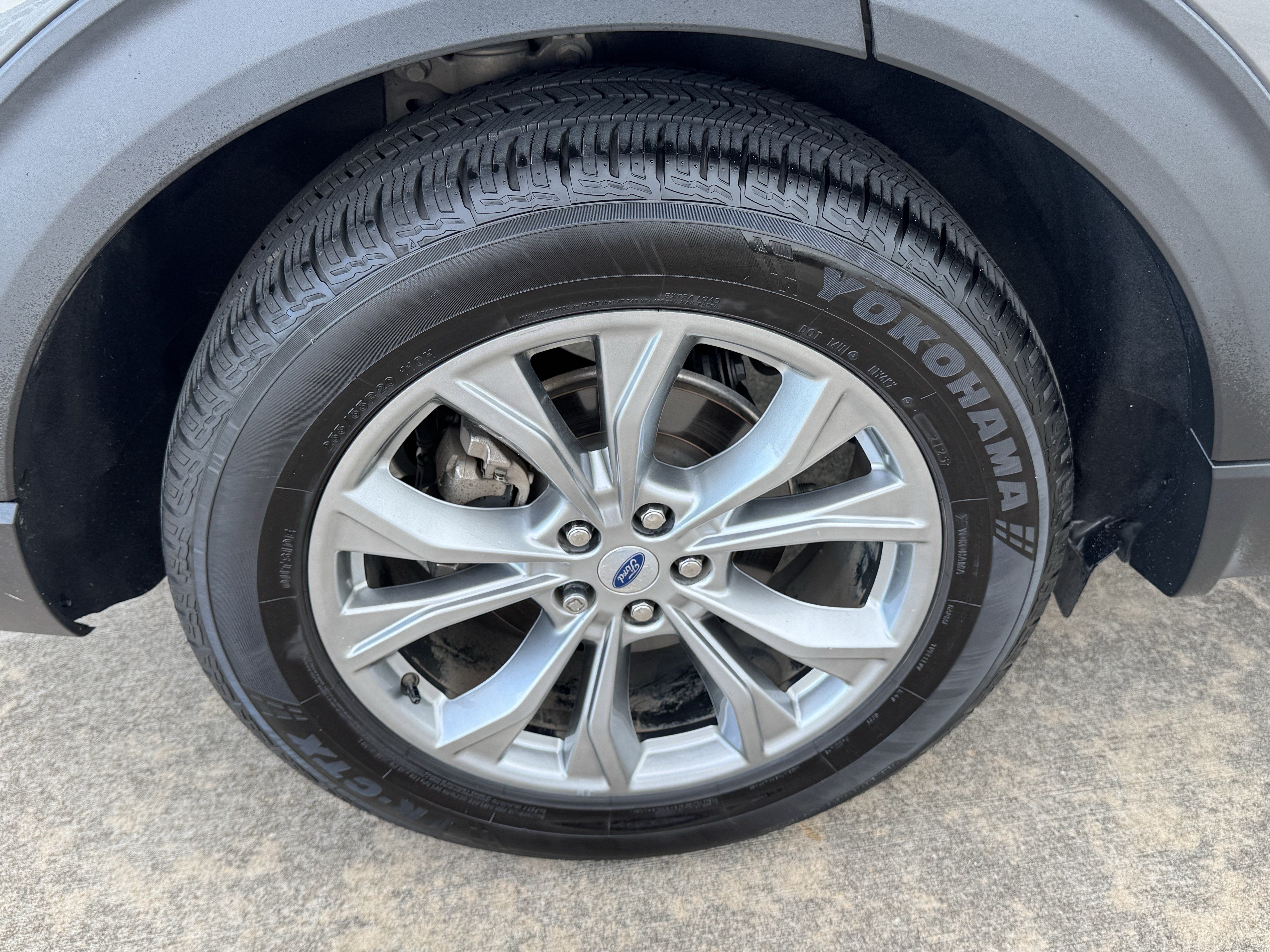Used 2023 Ford Explorer XLT w/ Equipment Group 202A RWD image 13