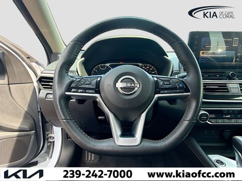 Used 2023 Nissan Altima 2.0 SR image 37