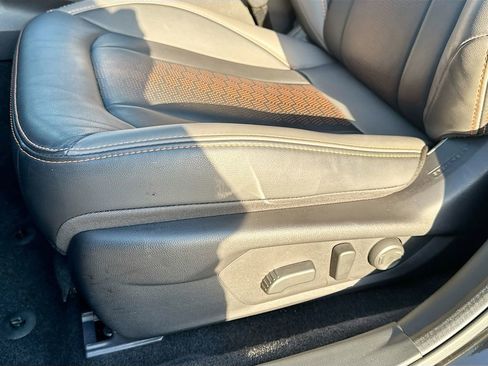 Certified 2025 Subaru Crosstrek 2.5i Limited w/ Crosstrek Mirror Package image 27