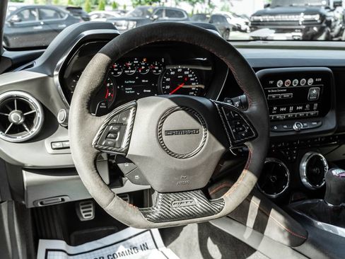 Used 2017 Chevrolet Camaro ZL1 RWD image 10
