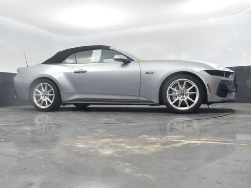 Used 2025 Ford Mustang GT Premium RWD image 42