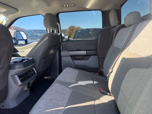 Used 2025 Ford F250 XLT w/ FX4 Off-Road Package image 16