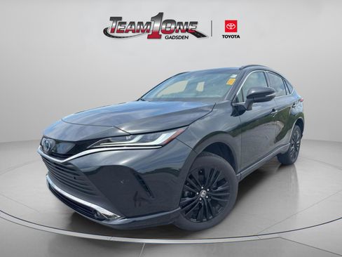 Used 2023 Toyota Venza Nightshade AWD/4WD image 4