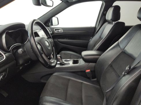 Used 2020 Jeep Grand Cherokee Altitude RWD image 17
