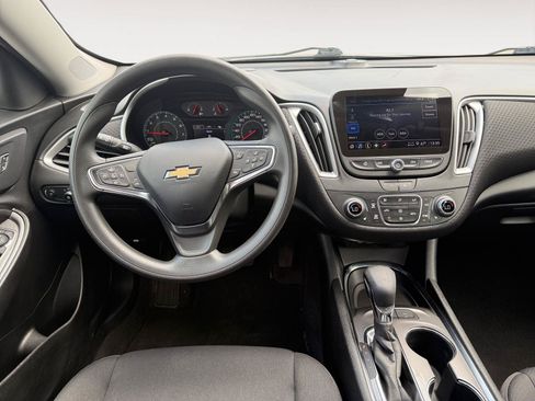 Used 2024 Chevrolet Malibu LT FWD image 13