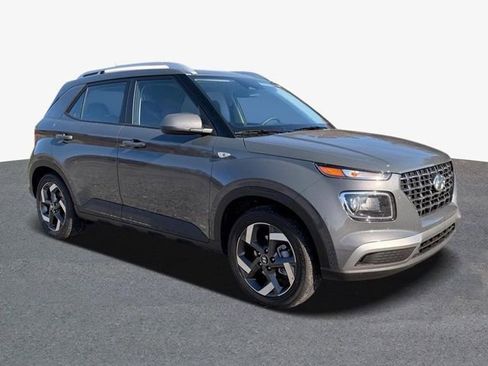 New 2026 Hyundai Venue SEL FWD image 4