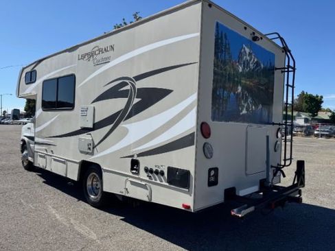 Used 2014 Ford E-350 and Econoline 350 Super Duty Wagon w/ Motorhome Prep Package image 3