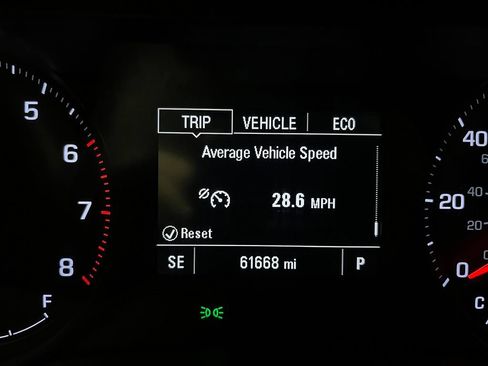Used 2021 Chevrolet TrailBlazer LT w/ Convenience Package FWD image 28
