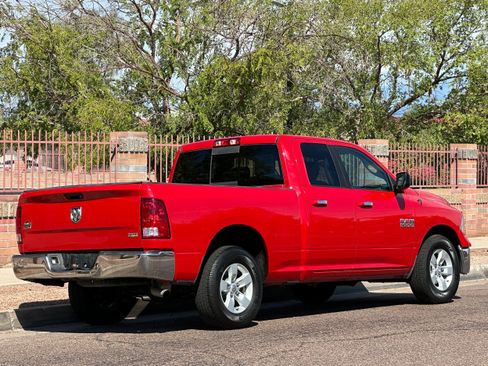 Used 2017 RAM 1500 Classic SLT RWD image 10