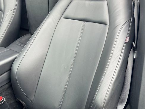 Used 2023 Aston Martin V8 Vantage Roadster image 38