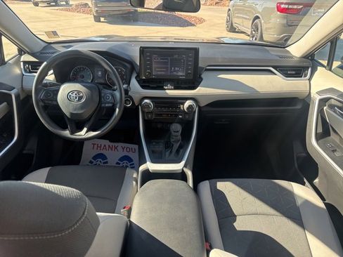 Used 2022 Toyota RAV4 XLE image 13