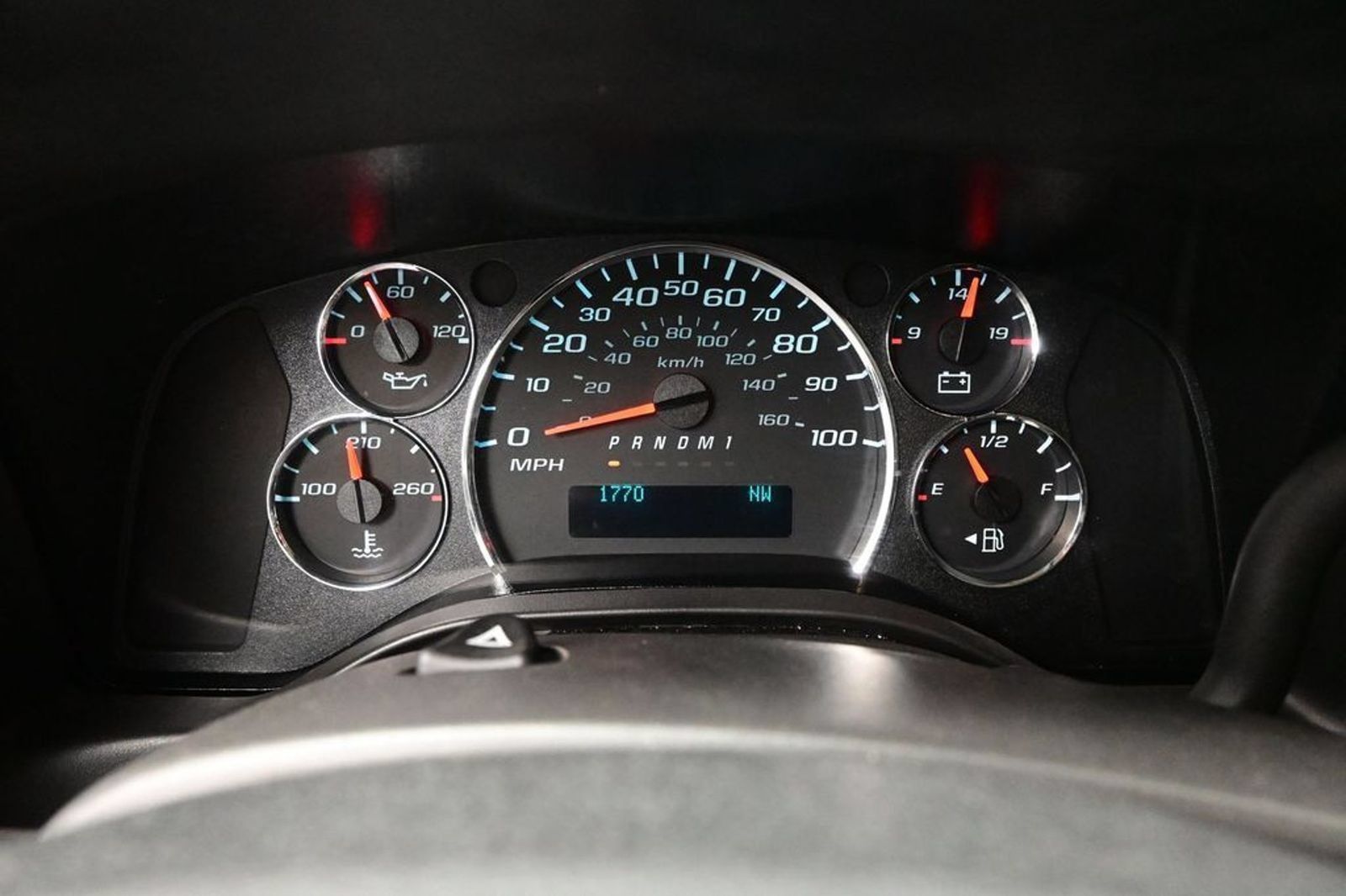 Used 2025 Chevrolet Express 3500 LT w/ LT Preferred Equipment Group RWD image 23