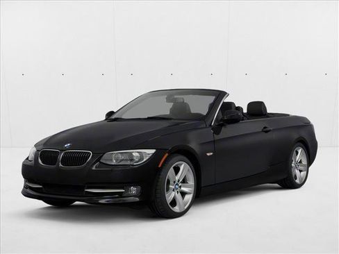 Used 2012 BMW 328i Convertible image 1