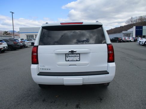 Used 2019 Chevrolet Tahoe LT w/ LT Signature Package image 6