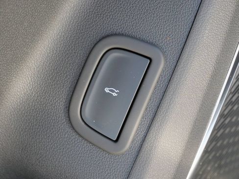New 2026 GMC Acadia Elevation w/ Elevation Premium Package AWD/4WD image 47