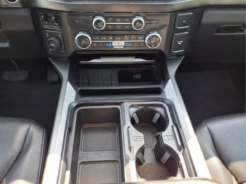 Used 2023 Ford F250 Lariat w/ Sport Appearance Package AWD/4WD image 37