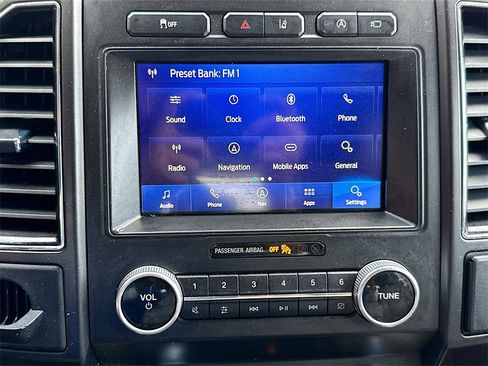 Used 2021 Ford Expedition Limited image 16