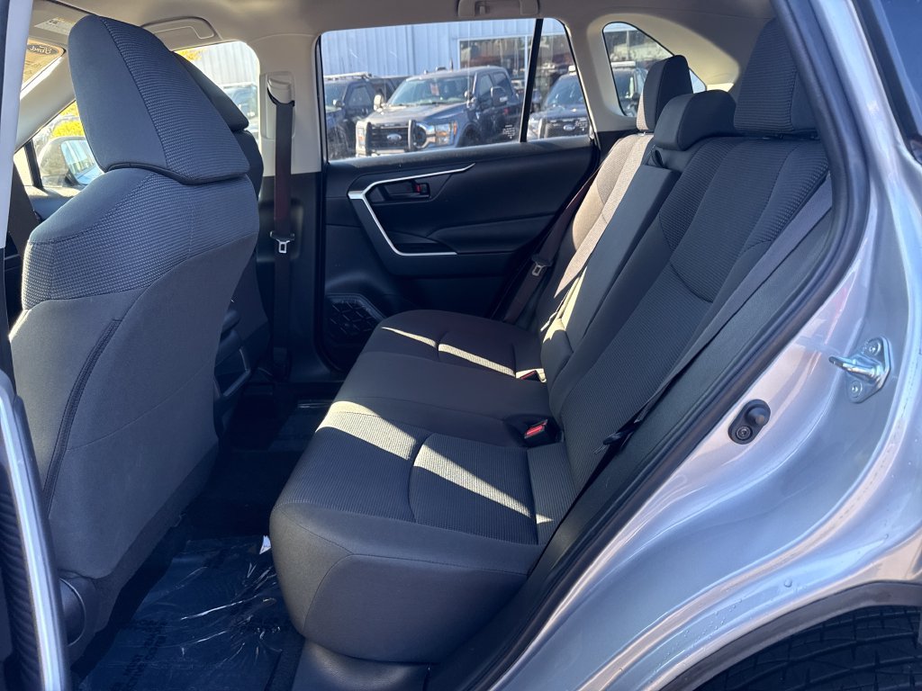 Used 2019 Toyota RAV4 LE w/ All Weather Liner Package AWD/4WD image 9