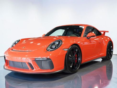 Used 2018 Porsche 911 GT3 RWD image 17
