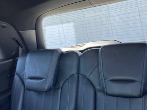 Used 2017 Mercedes-Benz GLS 450 4MATIC image 9