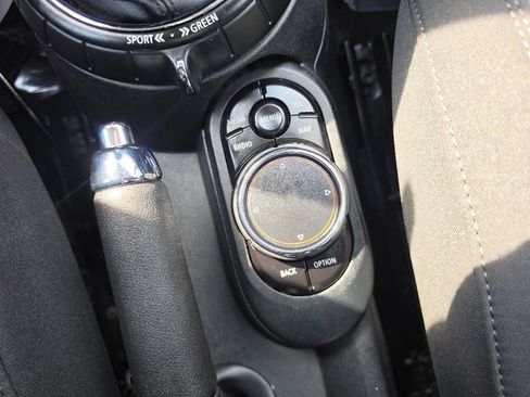 Used 2015 MINI Cooper S FWD image 24
