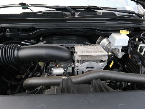Used 2023 RAM 1500 Laramie AWD/4WD image 34