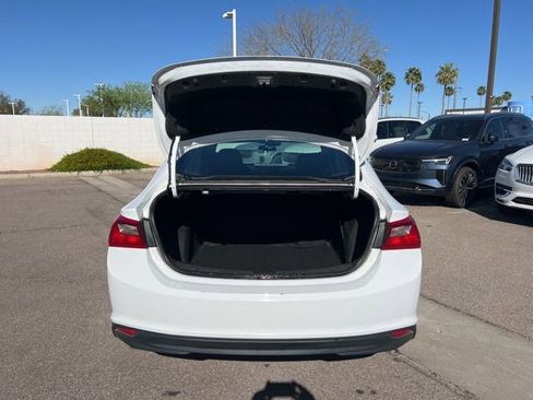 Used 2023 Chevrolet Malibu LT FWD image 24