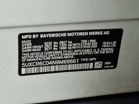 Used 2022 BMW X5 xDrive40i w/ Parking Assistance Package AWD/4WD image 27